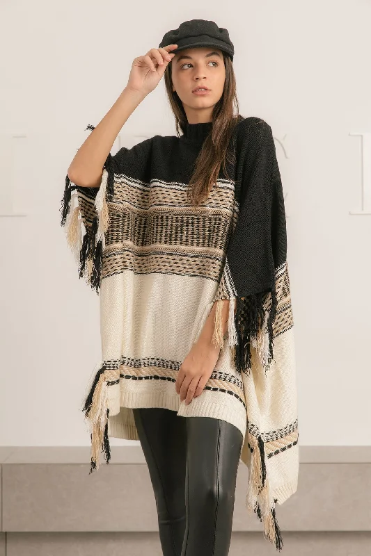 Colored Poncho With Fringes - Threads by Sara