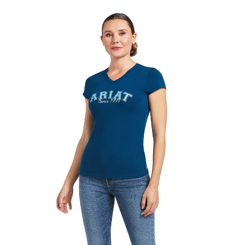 10039652 Ariat Women's Since 1993 SS Tee