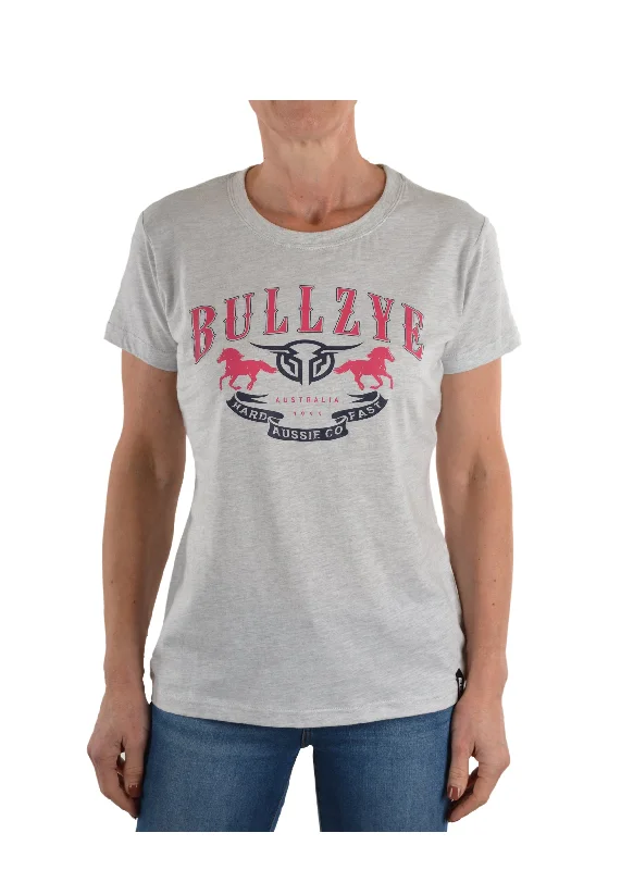 B1S2503088 Bullzye Women's Faster Crew Tee