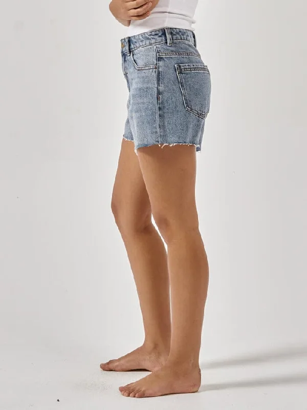 Erica Mid Rise Short - Weathered Blue