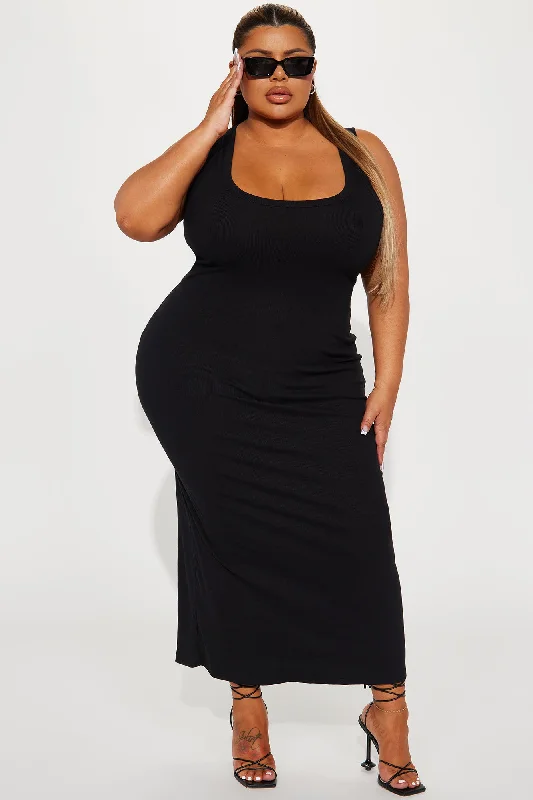 Leandra RIbbed Maxi Dress - Black